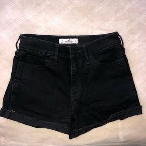 Hollister High Rise Shorts Size 3 / 26W Black
